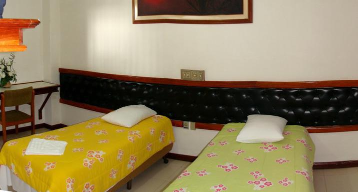 Santa Mônica Palace Hotel Corumba Ngoại thất bức ảnh