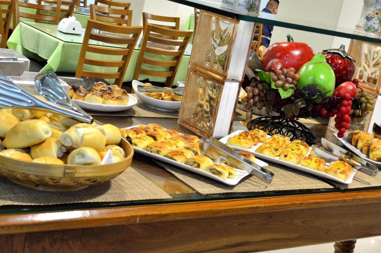 Santa Mônica Palace Hotel Corumba Ngoại thất bức ảnh